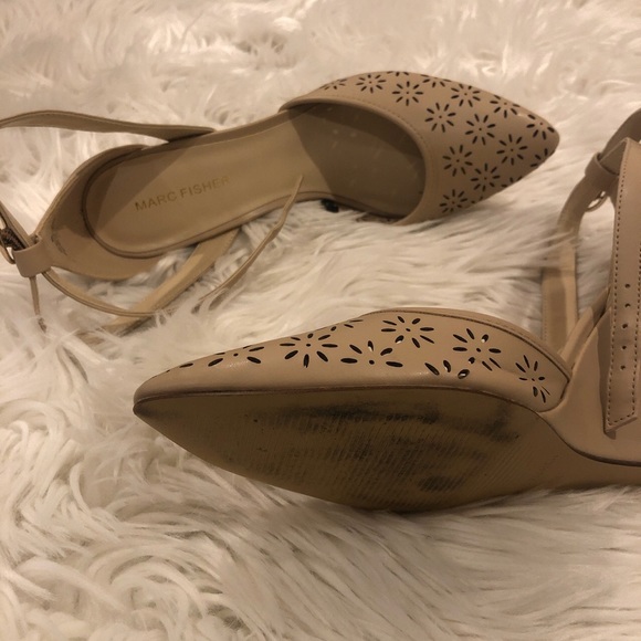 Marc Fisher tan high heeled wedges with pattern ☀️ - Picture 3 of 3